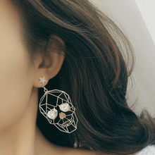 Load image into Gallery viewer, Elektra Earrings
